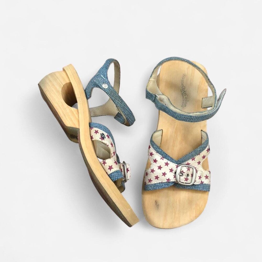 RARE Y2K Skechers Chunky Platform Wood Cut out Buckle Sandals Wedges Heels